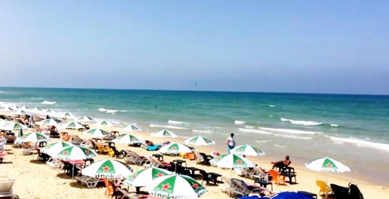 612 Apartment On The Beach Бат Ям Екстериор снимка