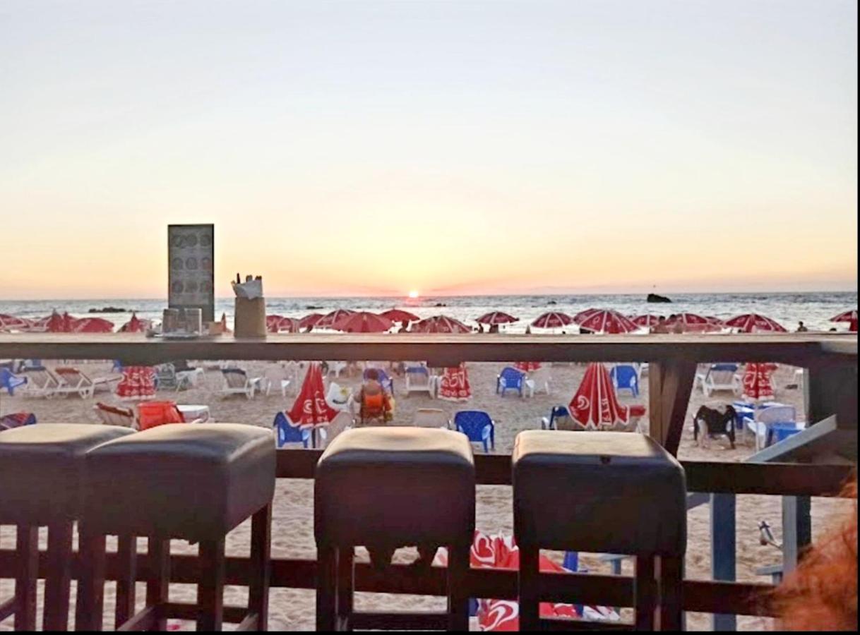 612 Apartment On The Beach Бат Ям Екстериор снимка