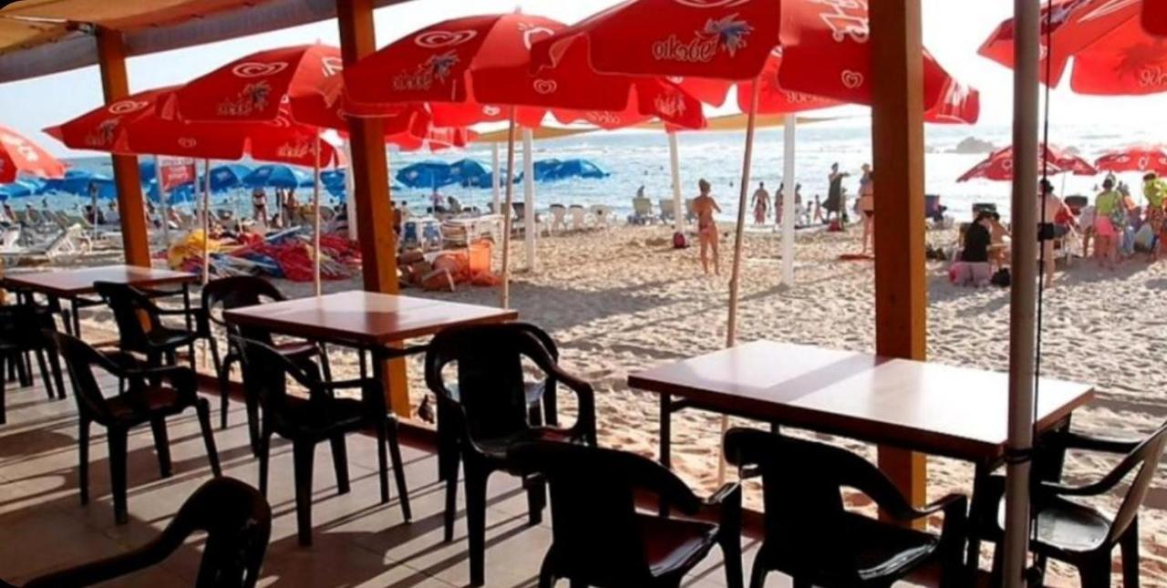 612 Apartment On The Beach Бат Ям Екстериор снимка